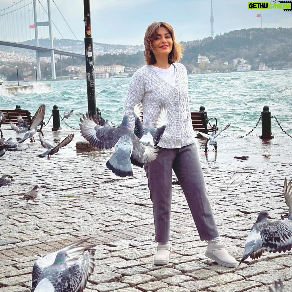 Menna Fadali Instagram - Bugün hava çok güzel ve keyifli🇹🇷🇹🇷 #istanbul #اسطنبول Ortaköy