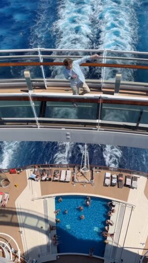 Merrick Hanna Instagram - Don’t look down! 😵‍💫 @msccruises.us