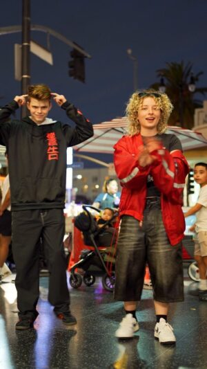 Merrick Hanna Instagram - That reverse! @kennabeann14 her DC! Late night Hollywood Blvd vibes 🔥