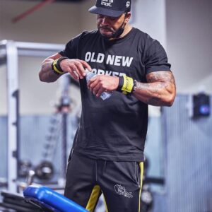 Method Man Instagram - Repost from @ticalathletics
•
Repost from @nycephotography
•
The Work Out - Pt. 1 💪🏾

Ft. @methodmanofficial 

Certified Trainer - @gymclass_siny 

Clothing - @ticalathletics 

Hydration - @drinkrxwater 

🐝🐝🐝 #420 #MOTIVATION  #TICALOFFICIAL #INSPIRATION #GAINZ #IRONLUNG #TICAL #METHODMAN #JOHNNYBLAZE #HOTNIKKEL #TICALATHLETICS #HIPHOP #VEINGANG #IIFYM #MACROLIFE #GYM #ART #FITNESS #GRAFFITI #NYC #BENCHPRESS #SQUATS #DEADLIFT #GYMLIFE  #BLACKOWNEDBUSINESS