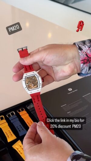 Michael Blakey Instagram - Not everyone can afford to spend ridiculous amounts of money on overly hyped up watches … here’s an opportunity to buy a quality, water resistant, accurate timepiece with a high end Japanese movement for a fraction of the price!
Take advantage of this great offer on the @tsarbombawatch collaboration and use code PM20 for 20% discount across their entire site.
Click the link in my bio to discover more … or copy and paste this link.
https://tsarbomba.com/products/tb8218?ref=pm20
~~~~~~~~~~
In it to win it !
~~~~~~~~~~

#producermichael #inittowinit #watch #specialoffer #discount #timepiece #watches #interchangable #quality #dontmissout #rolex #audemarspiguet #patekphilippe #richardmille #designer