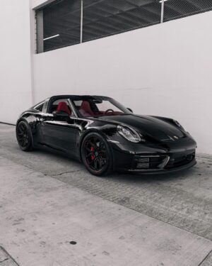 Michael Blakey Instagram - 🇺🇸🇬🇧 The @brixtonforged CM5 RS looks incredible on the Porsche 911 Targa owned by @producermichael ! The Targa was Porsche’s response to the USA toying with the idea of banning convertible vehicles in the 1960s for safety concerns. Let the people enjoy the outside!

Los Angeles, California␟| brixtonforged.com
Sales inquiries contact: 1.888.397.6601℡ | sales@brixtonforged.com