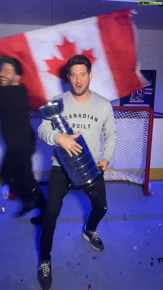 Michael Bublé Instagram - On this Canada day I’m reposting one of the most Canadian things I’ve ever done .#CanadaDay 🇨🇦🍁