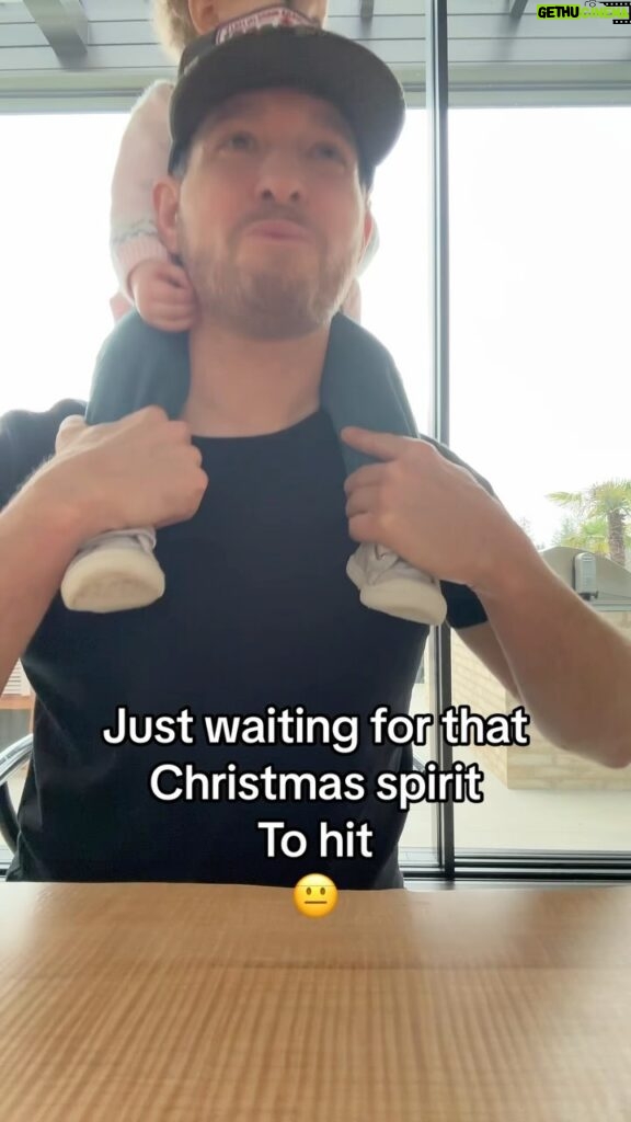 Michael Bublé Instagram - Anytime now….#christmasspirit #itsbeginningtolookalotlikechristmas #alliwantforchristmasisyou