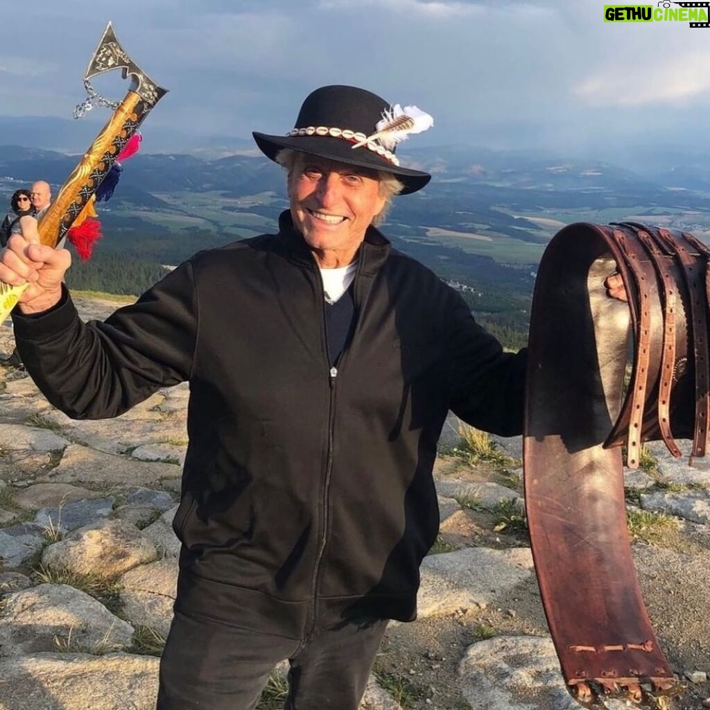 Michael Douglas Instagram - Who knew National Hat Day was such a thing? Which one is your favorite 🧢 👒 ? Swipe 👉 #NationalHatDay