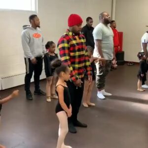 Michael Ealy Instagram - Proud to say I don't know one father who would be afraid to hold down his child this way. Can't say this was the case growing up. It's the little things we do that help raise kings and queens. S/O to all the fathers out there and the fellas who showed up for this class. SALUTE!🙌🏽🙌🏽🙌🏽🙌🏽
