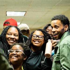 Michael Ealy Instagram - Been too long since I've been able to do a proper press tour. Missing these interactions with the  fans. #tbt to #theintruder press tour at my Alma mater @univofmaryland and the mecca @howard1867 
@ meagangood