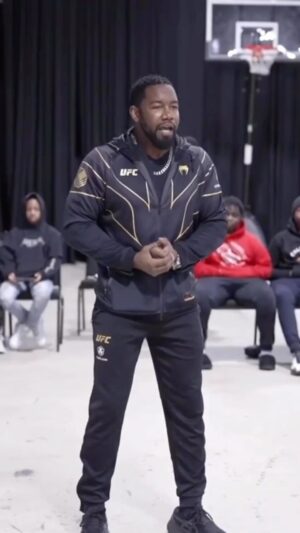 Michael Jai White Instagram - Train your mind to overcome your emotions. Sharing a little of what I’ve learned with the young kings! #eachoneteachone #mentor #mentoring #legacycenter #atlanta  #michaeljaiwhite