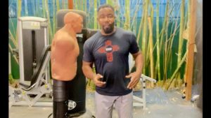 Michael Jai White Instagram - Generating Power! #movement #fight #fighter #ufc #mma #karate #basics #plank #michaeljaiwhite