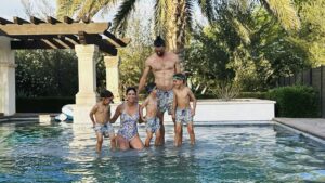 Michael Phelps Instagram - “Just one picture for Mommy’s Day please… Nevermind 😄 let’s just jump in together”
 I’m lucky to be a mommy to 3 amazing lil men 🧡💙💛