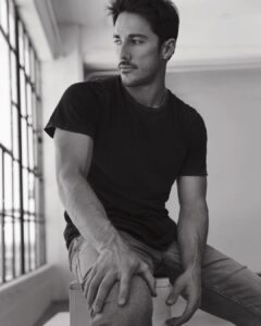 Michael Trevino Instagram - 📸: @eliastahan