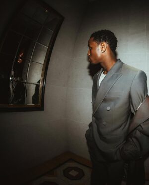 Micheal Ward Instagram - Just wul a likkle vibes a di British Fashion Awards.

Thank you @burberry @britishfashioncouncil for an amazing night.