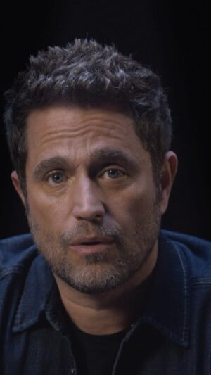 Michel Brown Instagram - ¿Cuanto tiempo se guarda el luto? ¿Qué pasa si conoces al siguiente gran amor de tu vida? La segunda temporada de Pálpito llega el 19 de Abril, sólo en Netflix.
