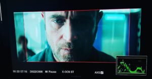 Michel Brown Instagram - Hoy terminamos de rodar 
#palpito 2.
Gracias a todos los que hicieron posible que esta gran historia se vuelva a contar, no tengo mas que el 🫀lleno de agradecimiento con cada uno de ustedes !!
@cmoproduccionessas 
@netflixlat 
@leonardopadron 
Y a todos los 105 guerreros que dejaron el alma en el set.
#simon #palpito #🏍️💨💨💨