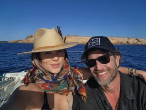 Michel Brown Instagram - Una tarde de esas ….donde todo acompaña !!
Ibiza power 🌊🛥️☀️🏝️
@margaritamparra @juanbaptistad @moniaguirre_ @alfredovillaveces @notcolourblind @felipebetan @romanfortunato.personal y alejo