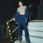 Michelle Dee Instagram - NOYPI!! 🫡🖤🇵🇭 #ootdee Wearing @cheetahriverastudio @justbonita8 @lunabydrakedustin Style @ryujishiomitsu @teamryujishiomitsu Face @davequiambao_ Hair @nellyseboy Associate stylists @kurtabonal @shera.png #DeeSpecialAppearance #ABSCBNChristmasSpecial2023 #michelledee #mmd #mmdverse Araneta Coliseum