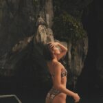 Michelle Dee Instagram - Good energy, I don’t need no negativity around me. 🎶🌞🍃 📍 @maremegmegbeachclub, El Nido Wearing @helenpiece 🫶🏻 Body @belobeauty Nutrition @bodybyals #michelledee #mmd #mmdverse #ootdee El Nido, Palawan