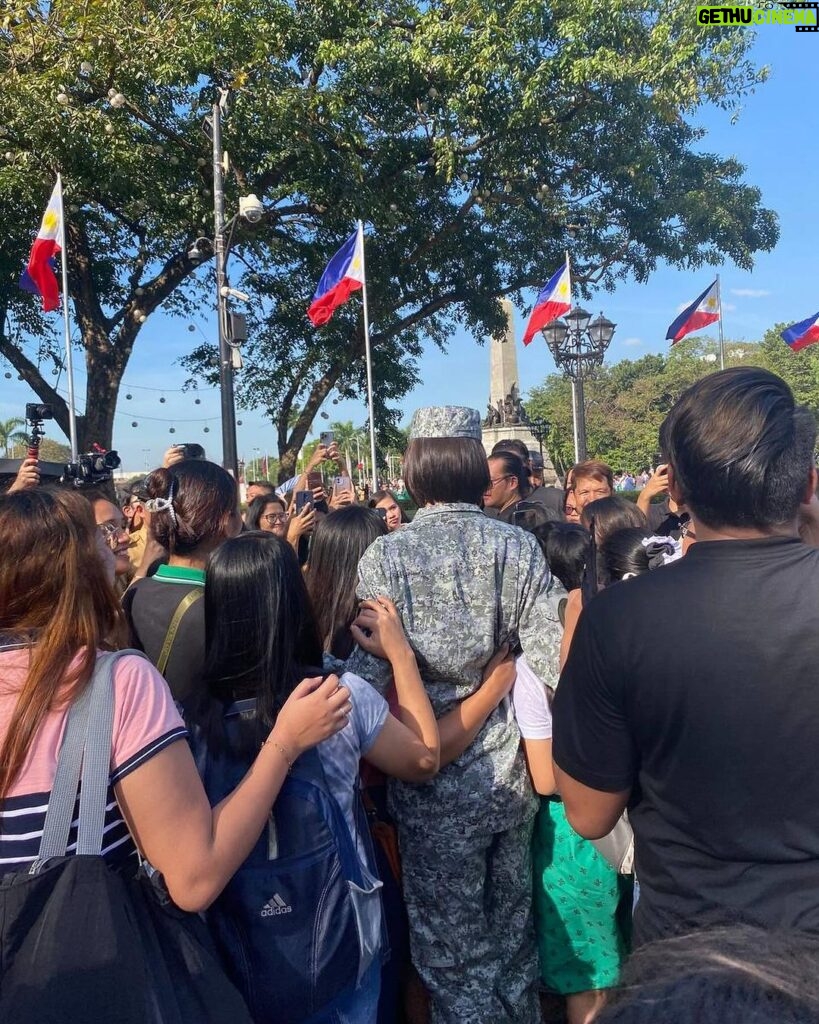 Michelle Dee Instagram - To stand in solidarity at the #StopAndSalute ceremony as your Miss Universe Philippines and as Sergeant Michelle Marquez Dee was a moment of love & pride. 🇵🇭 To the youth, let this be a testament to the power of service. Serving as a public figure, an Air Force reservist and as someone who proudly raised our flag at Miss Universe, it was truly an honor to be the ONLY woman in uniform standing proudly alongside 40 uniformed soldiers. 🫡 I hope this serves as a message, to embrace our roles, no matter how big or small, in shaping our nation’s future. It’s our collective effort, passion, and dedication that make the Philippines a remarkable place to call home. To the youth, dream boldly, act with purpose, and carry the Filipino spirit wherever you go. Together, we can make a difference, one salute at a time. #FILIPINAS #BAYANIHAN 🇵🇭 #mmd #michelledee