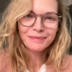 Michelle Pfeiffer Instagram - Good morning. Happy Monday. This was about 3:30am ahead of having some pickup shots for @antmanofficial: Quantumania, which is bound to involve some physicality. It’s early, and I don’t have a lot of time, but I’m going to do a quick Pilates warmup so I don’t get any injuries. Here we go! Spoiler alert - feeling good as new. 😊 Have a nice day, everyone.