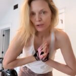Michelle Pfeiffer Instagram - Good morning, all! Sometimes we have the best of intentions and life, well, just gets in the way. This video started as me finding a way to workout with an injury but resulted in me just running out of time. Tomorrow is a new day! Be gentle with yourself. x Also, thanks for the inspiration @aliciasokol I am excited to eventually 🤪 take your class. @barre3dc14thst
