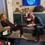 Michelle Pfeiffer Instagram - Having a Cinderella moment 👠 with @jimmyfallon. Catch it tonight on @fallontonight ❤️