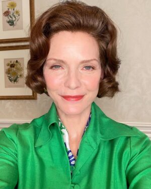 Michelle Pfeiffer Instagram - Finding Betty. Thank you @valli.oreilly for your glorious makeup (and 4:00 AM coffee & giggles 🤗). @jaimeleigh.hair for your calming presence and meticulous artistry, styling Betty’s most perfect wigs by @robpickens. I cannot emphasize enough how much I relied on you. On your stamina. Your research and masterful, watchful eyes. Knowing when to come in and make something perfect and when it’s best not to interrupt the flow. It’s a gift. You are my scaffolding and I am so grateful. 🙏🏼❤️ 
@thefirstlady_sho #thefirstlady