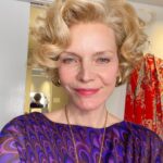 Michelle Pfeiffer Instagram - Finding Betty. Thank you @valli.oreilly for your glorious makeup (and 4:00 AM coffee & giggles 🤗). @jaimeleigh.hair for your calming presence and meticulous artistry, styling Betty’s most perfect wigs by @robpickens. I cannot emphasize enough how much I relied on you. On your stamina. Your research and masterful, watchful eyes. Knowing when to come in and make something perfect and when it’s best not to interrupt the flow. It’s a gift. You are my scaffolding and I am so grateful. 🙏🏼❤️ @thefirstlady_sho #thefirstlady