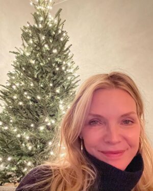 Michelle Pfeiffer Instagram - ‘Tis the season.