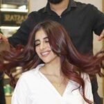 Miesha Saakshi Iyer Instagram - Bringing in Women’s Day by embracing my fiery personality and flaunting my favourite shade of red inspired by @harnaazsandhu_03 Recently, I visited @looksunisexsalon to get the trendiest hair color of the season with @lorealpro_education_india and Im in awe!! The hairdresser worked his magic and got the exact shade of red I desired 🫶🏻 Go bold this season & book your appointment today at the nearest L’Oreal Professionnel salon! #AD #LorealProIndia #LorealProfIndia #haircolor #LorealProInReds #LProReds #GoRed #iNOAReds #ShadesOfRed #WomensDay #WomensDay2024 #WomenOfPowerGoRed @lorealpro_education_india @looksunisexsalon @lorealpro #LooksSalon #LoveYourLooks #SeeYouAtLooks #looksgurgaon