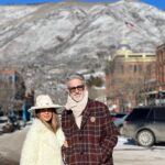 Miguel Varoni Instagram - No sabía cual foto subir 😏así que aquí van todas😁, incluida la de @linois21 y el video que le hizo a Migue sobre su caída 😂 (porque sino no las subo nunca 🤪🤪🤪) #aspen #couplegoals #aspen #colombia #love #amor #travel #ski #snowmass #offwhite #winter Aspen, Colorado
