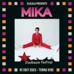Mika Instagram - Καλησπέρα Ελλάδα! Ήθελα να κάνω μια συναυλία σε αυτή τη χώρα εδώ και τόσο καιρό και ΕΠΙΤΕΛΟΥΣ ήρθε η ώρα! Θα είμαι μαζί σας για μια υπέροχη συναυλία, το Σάββατο 1η Ιουλίου στο φετινό @rockwavefestival! Ραντεβού το καλοκαιρι του 2023! Can't wait! Πληροφορίες για τα εισιτήρια στο bio. Good afternoon Greece! I have wanted to play a show in this country for so long and FINALLY it’s happening! I’m coming to see you on Saturday 1st July as part of this years @rockwavefestival and I cannot wait! Ticket link in bio. #mika #tour #greece #rockwavefestival