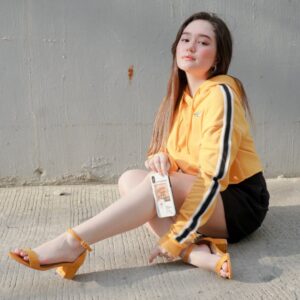 Mika Dela Cruz Instagram - @sofabph @daintycasesmnl