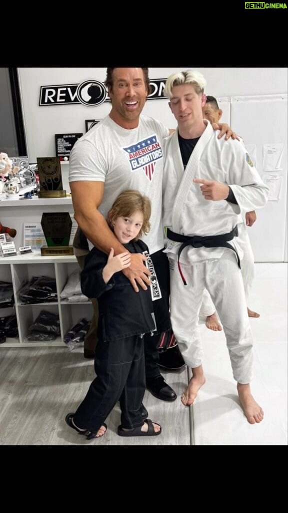 Mike O'Hearn Instagram - Congratulations to my coach Sam @_monsterboii for receiving his Black belt yesterday 💪🏼👍❤️ I am so proud to be his student !