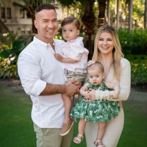 Mike Sorrentino Instagram - If she doesn’t scrapbook for you it’s not real🥺#wemetincollege #5yearweddinganniversary