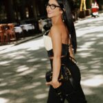 Mileide Mihaile Instagram - Look de hoje, bem feliz aqui nesse feed para vocês. E estes óculos da @ysl pela @goeyewear, alguém aí também acha charmoso e sexy assim como eu? 🖤 Look @abappur Click @brunocbarreto