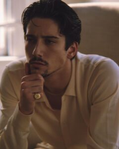 Milo Manheim Instagram - @perazna