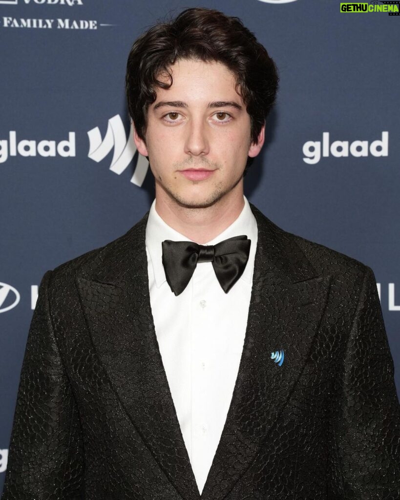 Milo Manheim Instagram - What a moving night at the @glaad awards. So many beautiful moments throughout the night. Thank you @tomford for sending me in style. Styled by @itsamandalim