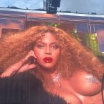 Mina El Hammani Instagram - Pues ya estaría🥹 Ayer frené el tiempo con LA REINA DE LAS REINAS ❤️ @beyonce gracias por inspirarme en mi niñez y generarme sueños e ilusión que siguen a día de hoy ♥️ Ellas @rosamarti__ @sofiamarti__ @candelaferriol increíble vivirlo con vosotras🫶🏽 os amo infinito 🦋 @hiltondiagonalmarbcn gracias por ser los mejores anfitriones ♥️ Hilton Diagonal Mar Barcelona