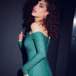 Mina El Hammani Instagram - 💚 @festivalmalaga 💚 @capelliercapellier @oscar_garciajunco_lopez @valytyplace @lodishoes @andrew.pocrid @bulgari @guerlain @cristorguez Gracias equipo 💚 @sofiapedroche ✨🫶🏽 📸 @davidgallardophoto