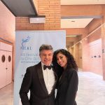 Mina El Hammani Instagram - Gracias @festivalmeria por tratarnos tan bien y cuidar cada detalle🖤 Feliz de compartir estos momentos con amig@s y compañer@s de la profesión 🫶🏽 @guerlain @lumuah @capelliercapellier @messikajewelry @ehmoda @habeyclub