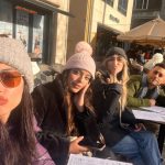 Mina El Hammani Instagram - Os adoro amiguitos de mi corazón 🍀🌹 Amsterdam, Netherlands