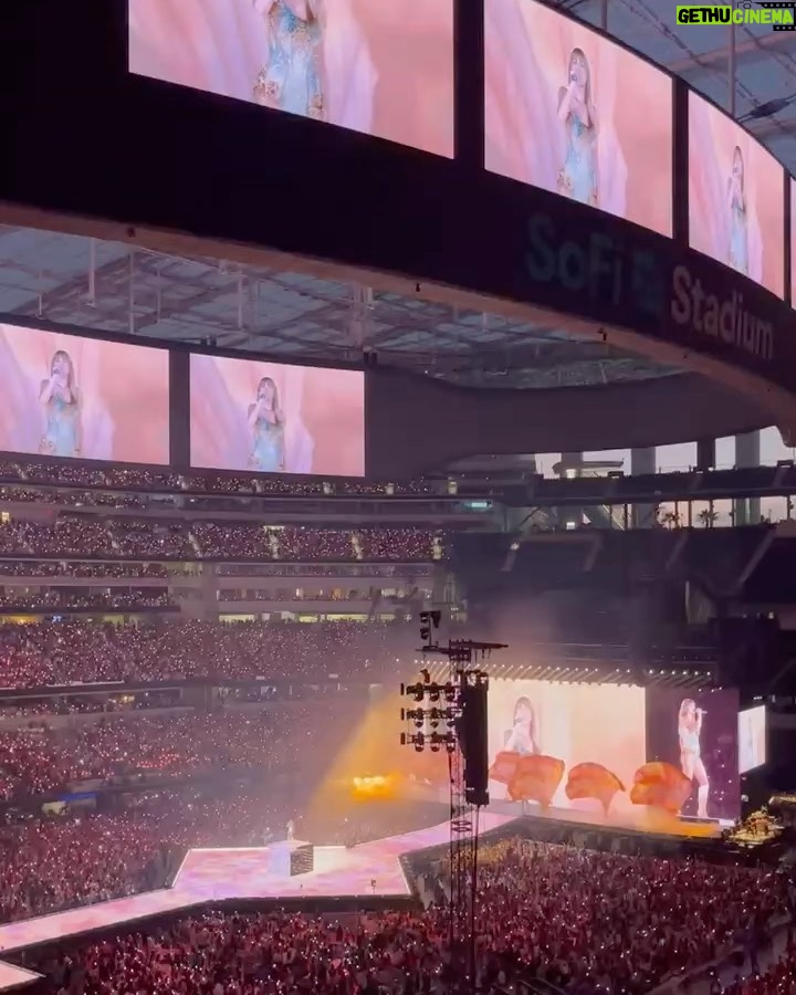 Mindy Kaling Instagram - Thank you so much @sofi and @taylorswift for the best first concert EVER for my daughter, Kit! She swapped friendship bracelets all night and got to hear her favorite Taylor song live, Cruel Summer! It was such a magical night. SoFi Stadium