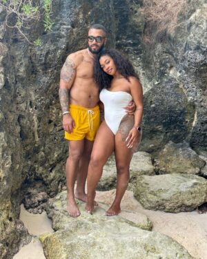 Miracle Watts Instagram - Just enjoying life with my Bestfriend.