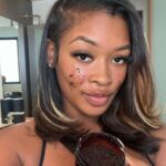 Miracle Watts Instagram – Exfoliate, thank me later.
Btw this coffee scrub from @pretty_melanin_ is to die for !!!