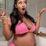 Miracle Watts Instagram - Pretty in Pink 🌸 SET : @miracleskloset I’m wearing a large to secure this A$$$$!!