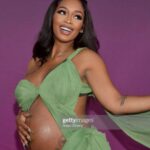 Miracle Watts Instagram - To every girl out there… You can do whatever you put your mind to, never settle. KEEP GOING!!!!