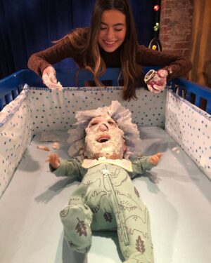 Miranda Cosgrove Instagram - One of my favorite behind the scenes moments from this season with @jerrytrainor 💀 iCarly Premieres on @paramountplus at 11pm PST and 2am EST. Let’s have some fun 😂