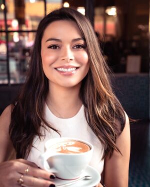 Miranda Cosgrove Instagram - Hot Chocolate ☕️