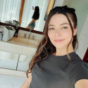 Miranda Cosgrove Instagram - 