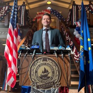 Misha Collins Instagram - Interning at the White House 25 years ago, I became disillusioned. At the time, I knew that I no longer wanted to go into politics, but that I still wanted to wield outsized power, be the center of attention, and get to wear makeup to work. I soon discovered that the only path forward for me was that of an actor. Somehow, worlds have collided and I am now being paid to act like a politician. #CWGothamKnights Tuesday at 9/8C!